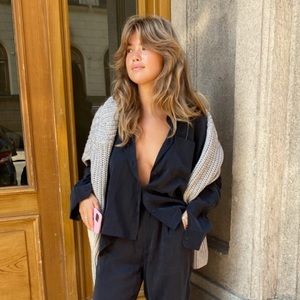 DJERF AVENUE ON THE GO SHIRT ASH SIZE SMALL. NWT